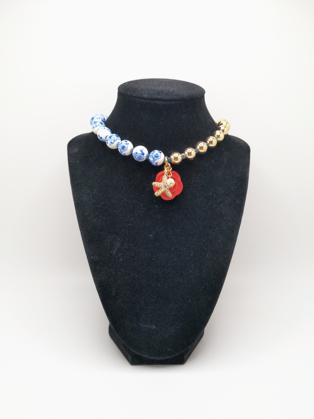 381MIDALANE Half & Half Gold & Ceramic Bead Choker - Picture 12 of 12